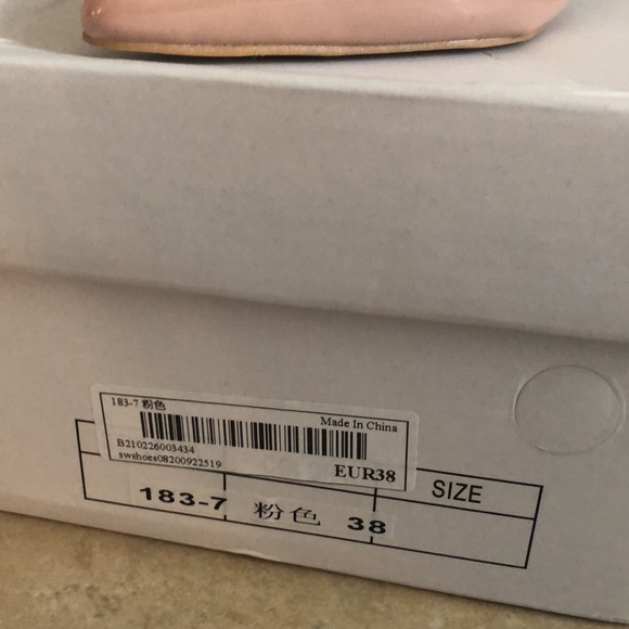 Heels - Picture 2 of 3